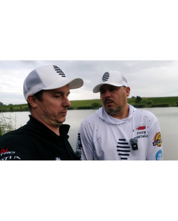 Czapka Osmo Biała z Daszkiem